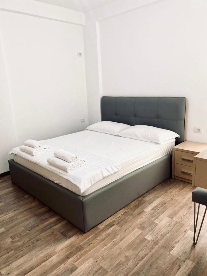 Kuta Apartments Tirane Exteriör bild