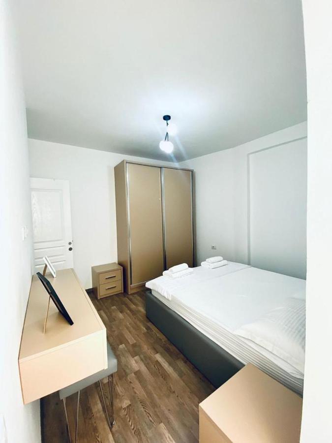 Kuta Apartments Tirane Exteriör bild